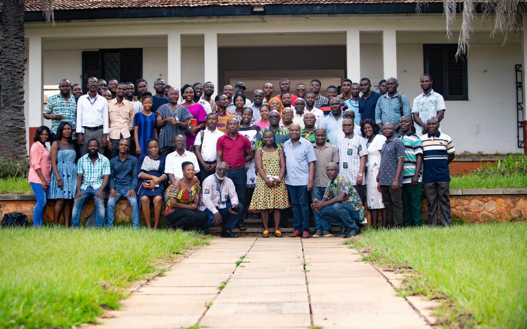 ACA trains university students in citizen science approaches to soil and plant analysis